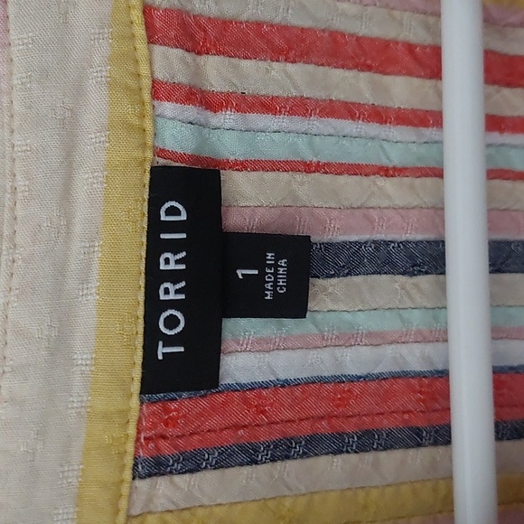 Torrid-1 Collared Tiered Babydoll Top Blouse Shirt Henley Large Stripes - Picture 2 of 8